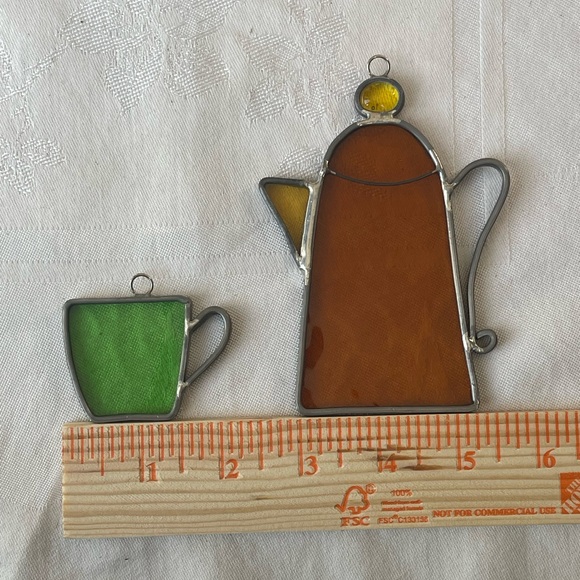 Vintage Leaded Stained Glass Teapot Tea Kettle and Cup Suncatchers Lot of 2 - Picture 5 of 5